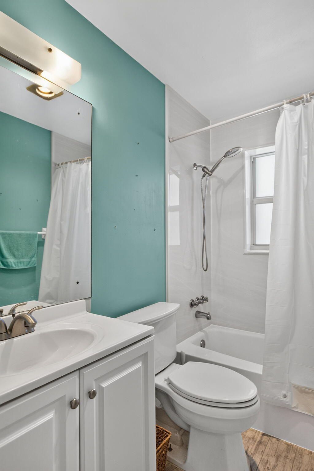 941 Crystal Lake Drive, Deerfield Beach, FL 33064 Photo
