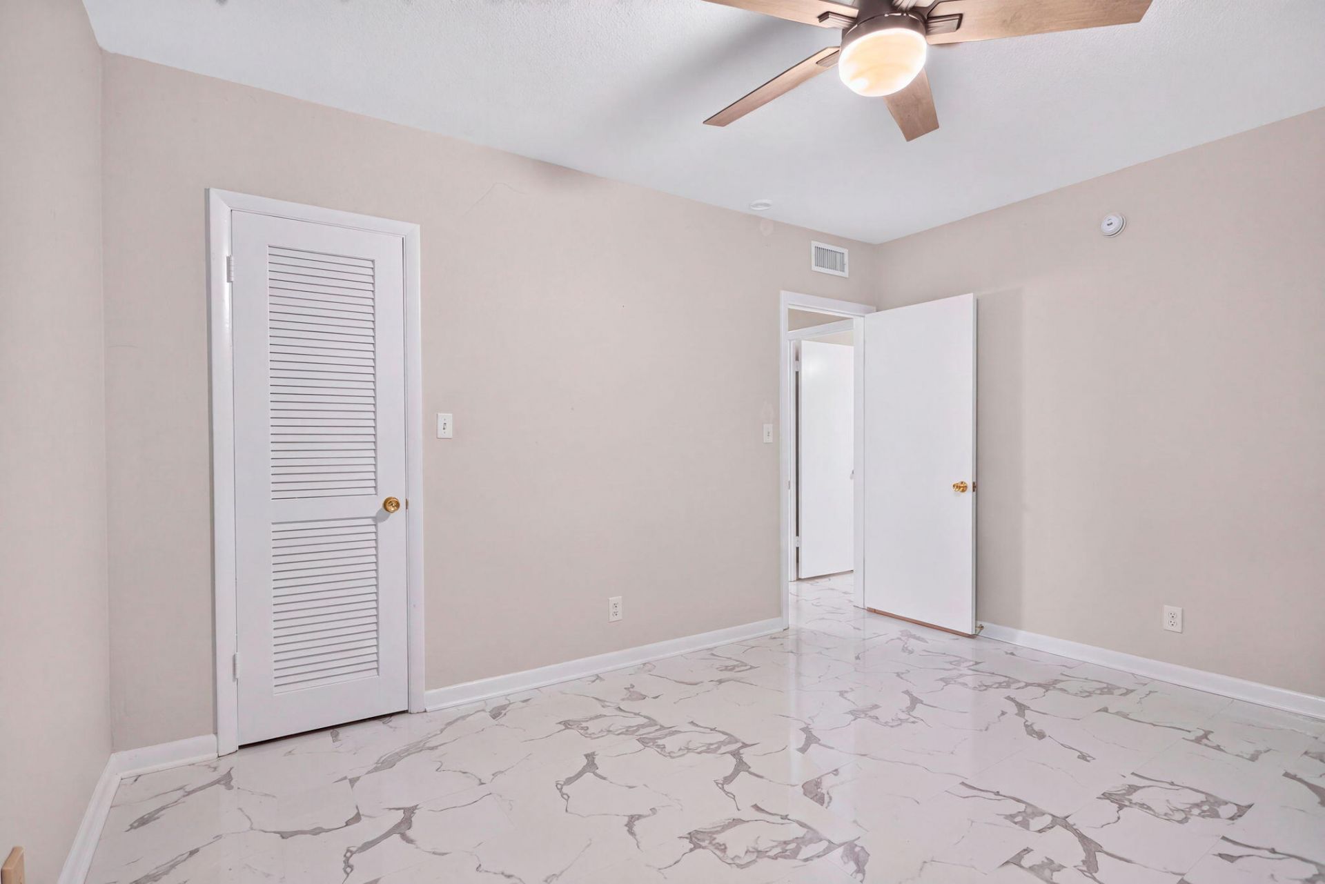 941 Crystal Lake Drive, Deerfield Beach, FL 33064 Photo