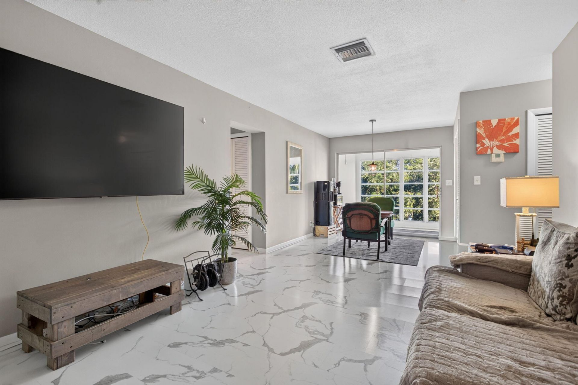 941 Crystal Lake Drive, Deerfield Beach, FL 33064 Photo