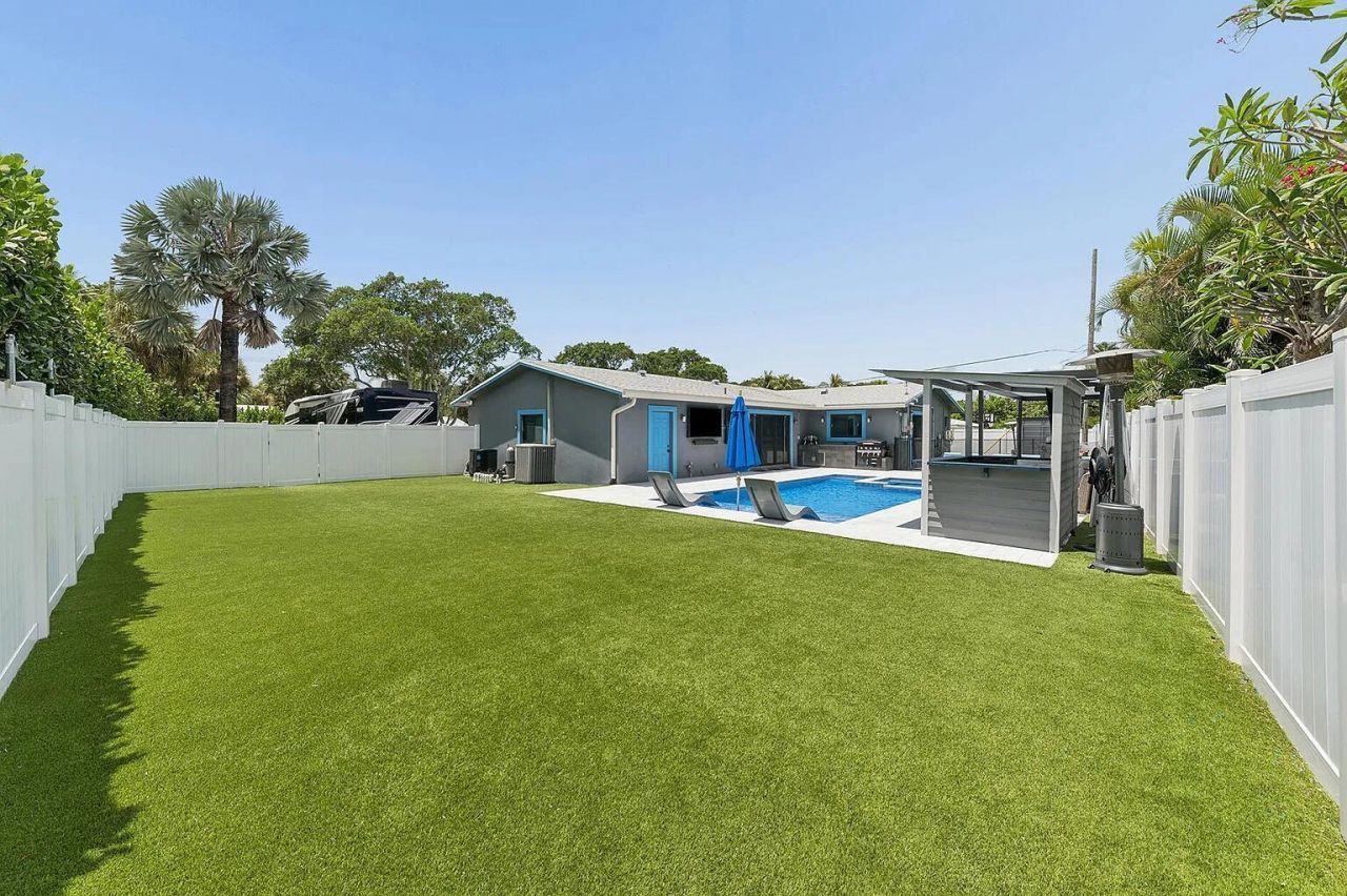 405 Chapel Hill Boulevard, Boynton Beach, FL 33435 Photo