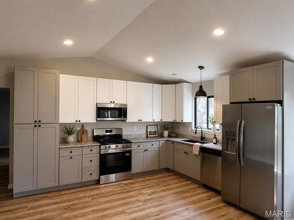 608 Monroe Street , Desloge, MO 63601