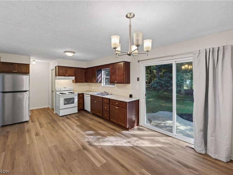 3367-3371 Hiwood Avenue, Stow, OH 44224 Photo 13