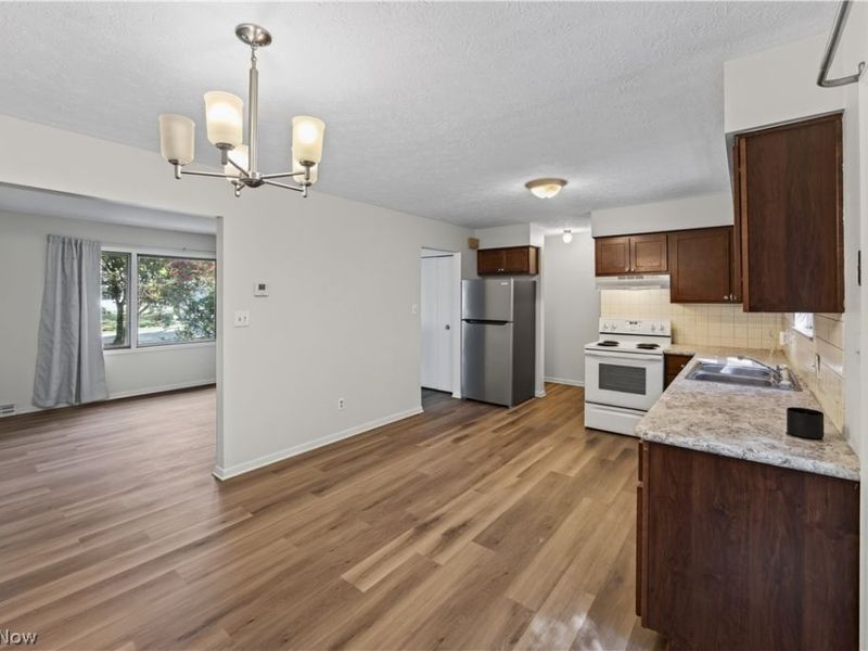 3367-3371 Hiwood Avenue, Stow, OH 44224 Photo 17