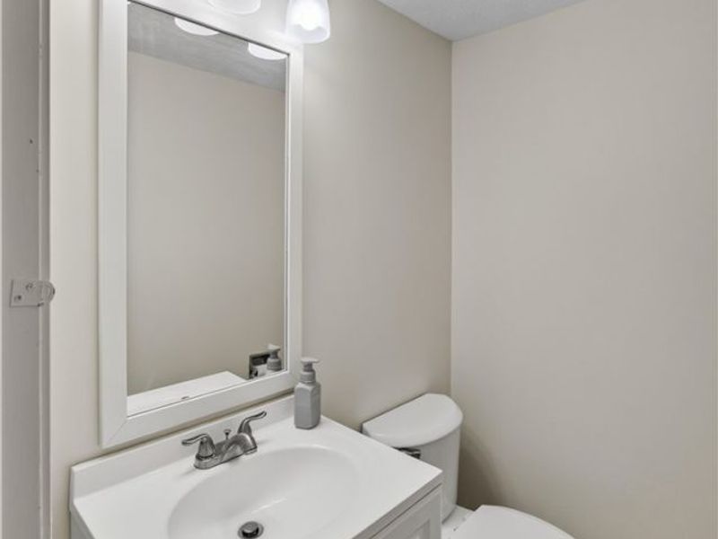 3367-3371 Hiwood Avenue, Stow, OH 44224 Photo 18
