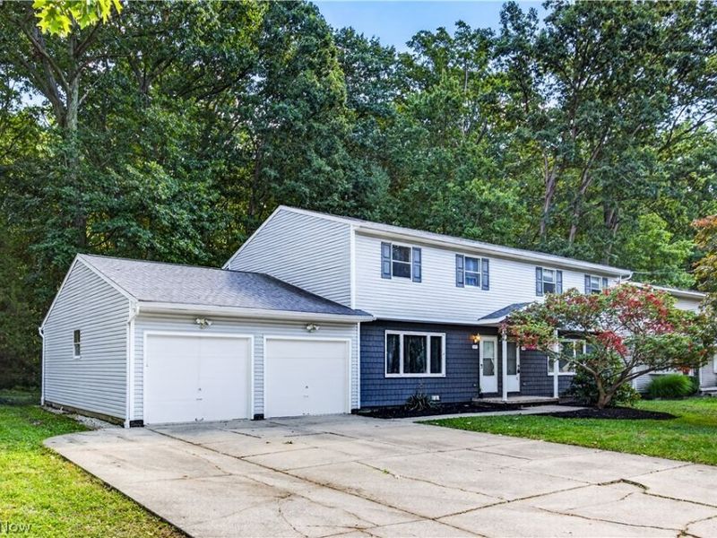 3367-3371 Hiwood Avenue, Stow, OH 44224 Photo 2
