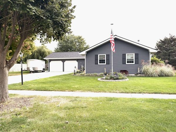 24615 S Teal Drive, Channahon, IL 60410