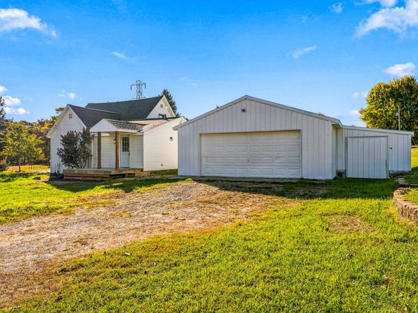 17125 Tyrone Avenue NW, Kent City, MI 49330