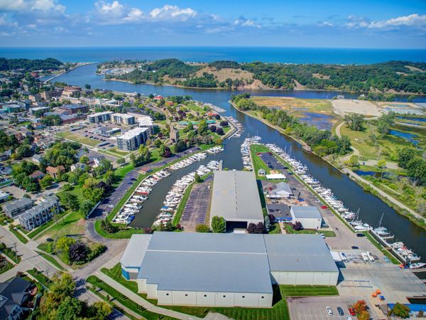 104 Wharfside, Grand Haven, MI 49417