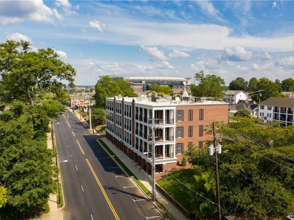1501 University Boulevard, Unit 203, Tuscaloosa, AL 35401