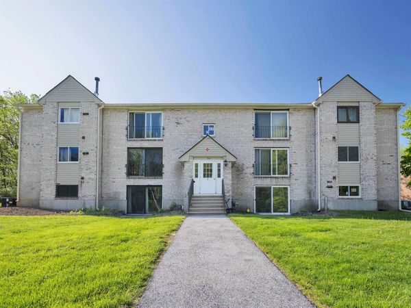 3 Brookside Drive, Unit 6, Exeter, NH 03833