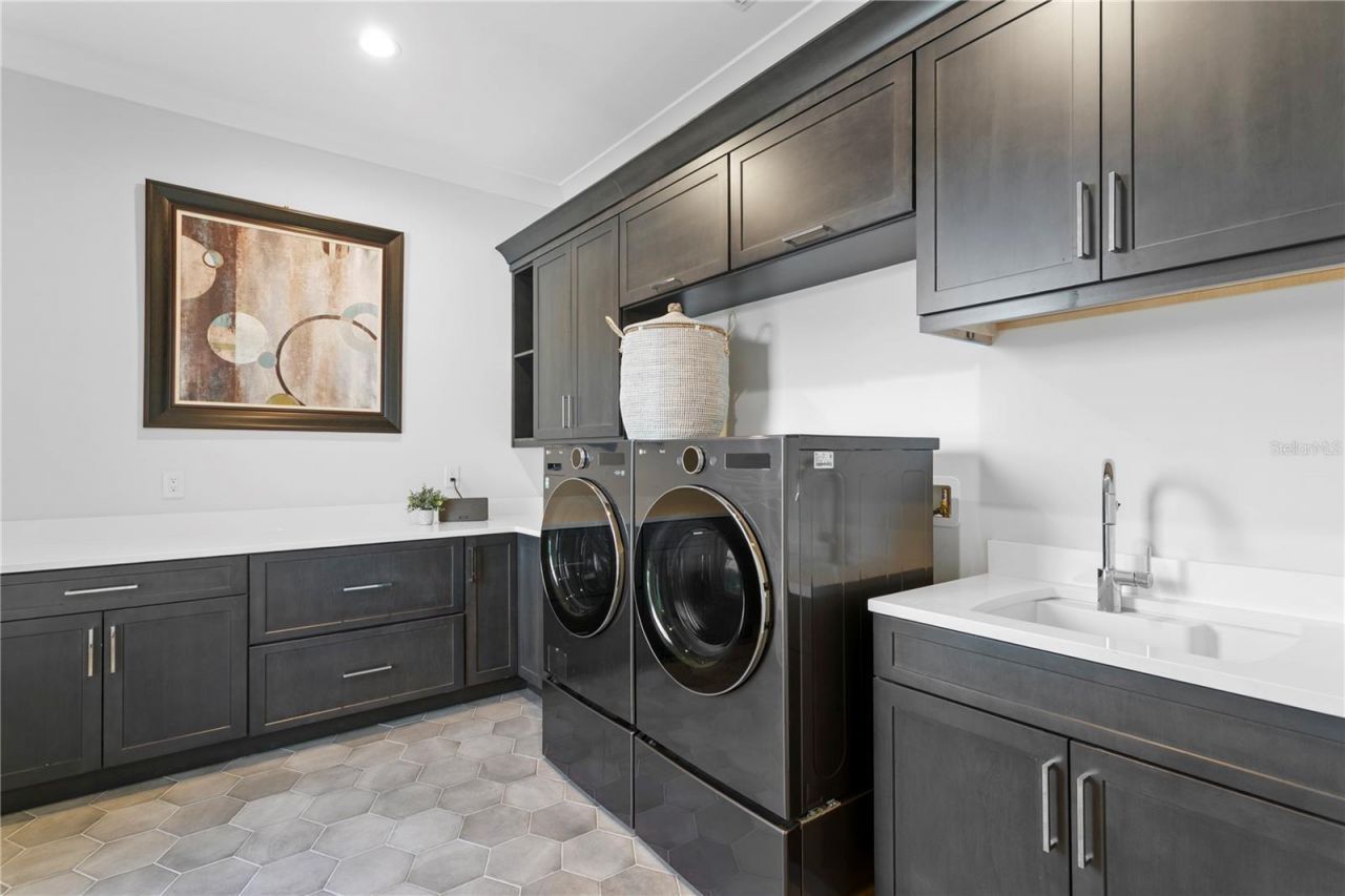 790 Cordova Boulevard Ne, Saint Petersburg, FL 33704 Photo