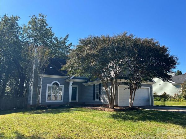 13836 Poppleton Court, Charlotte, NC 28273