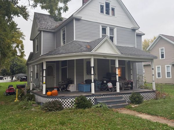 405 E Chestnut Street , Wauseon, OH 43567