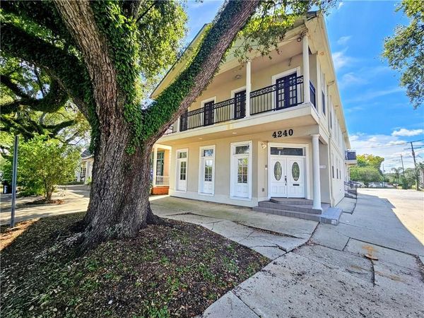 4240 CANAL Street , New Orleans, LA 70119