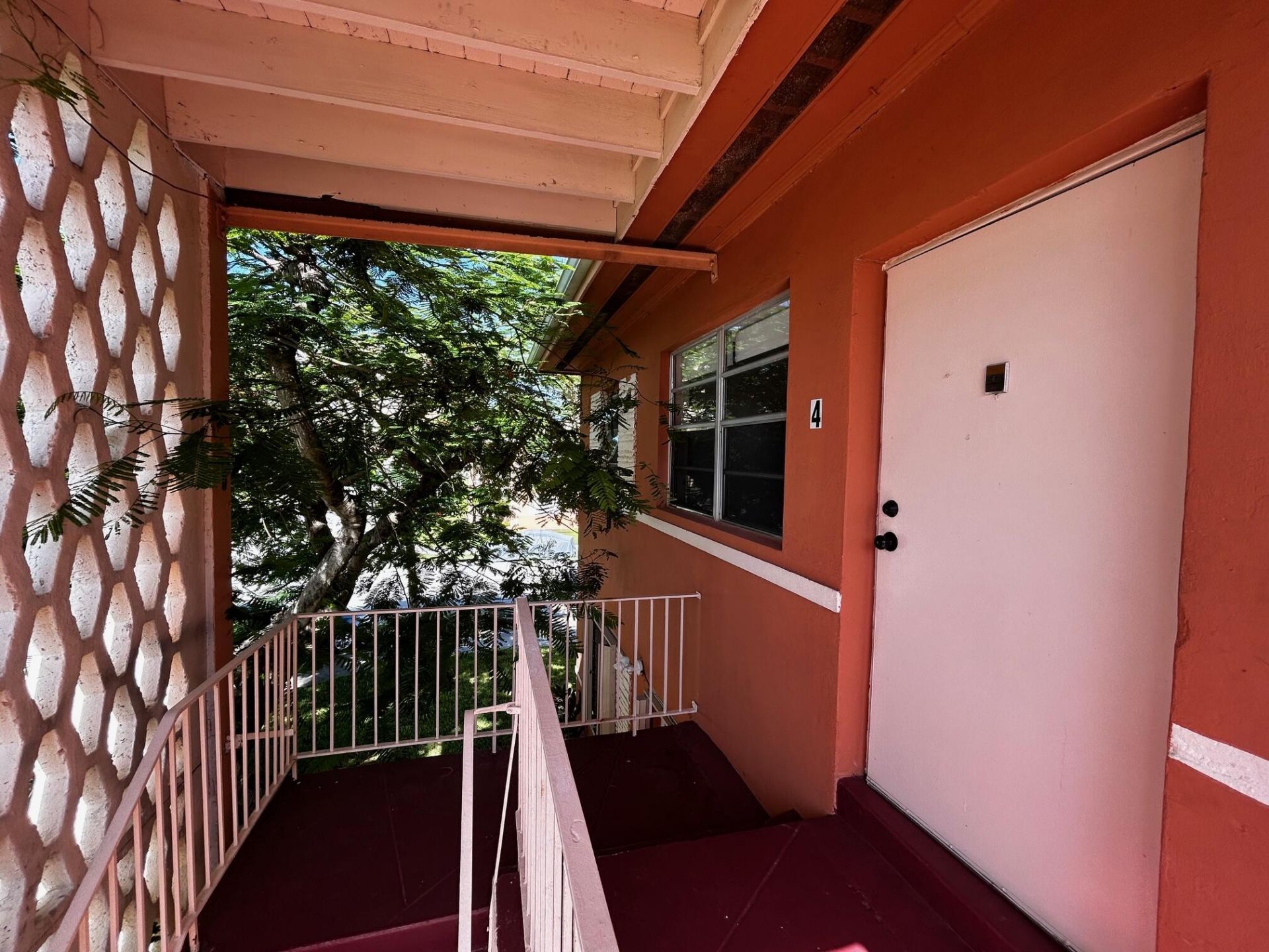 3591 SW 10th Street, Unit 12b, Miami, FL 33135 Photo