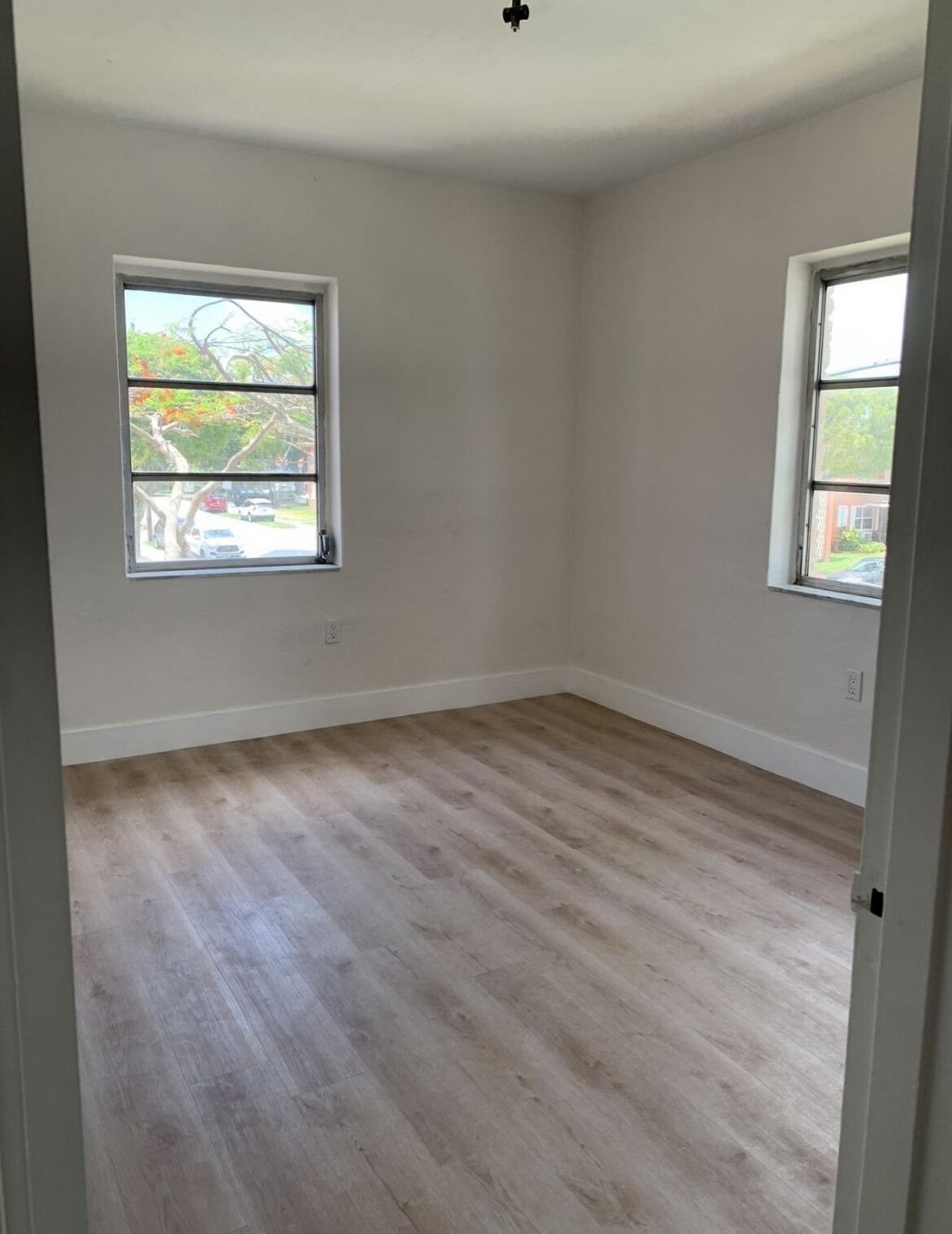 3591 SW 10th Street, Unit 12b, Miami, FL 33135 Photo