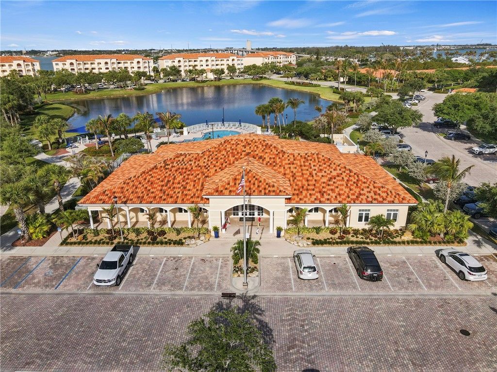 16 Harbour Isle Drive W, Unit 306, Fort Pierce, FL 34949 Photo