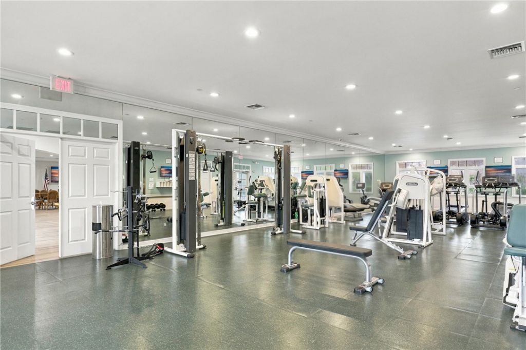 16 Harbour Isle Drive W, Unit 306, Fort Pierce, FL 34949 Photo