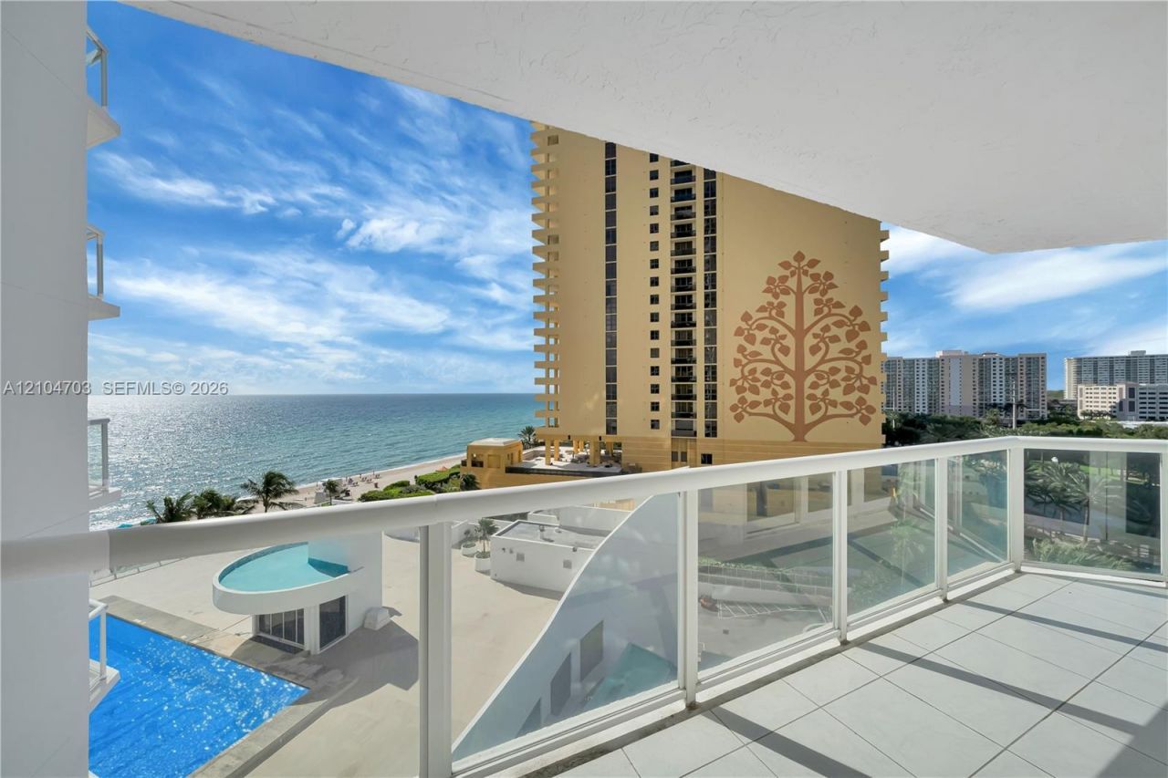 16425 Collins Ave , Unit 712, Sunny Isles Beach, FL 33160 Photo