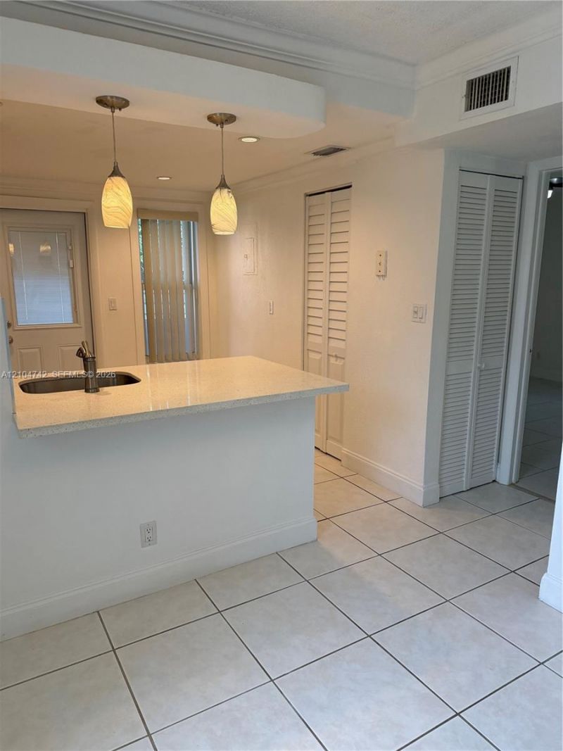3777 NW 78 Ave , Unit 1A, Davie, FL 33024 Photo