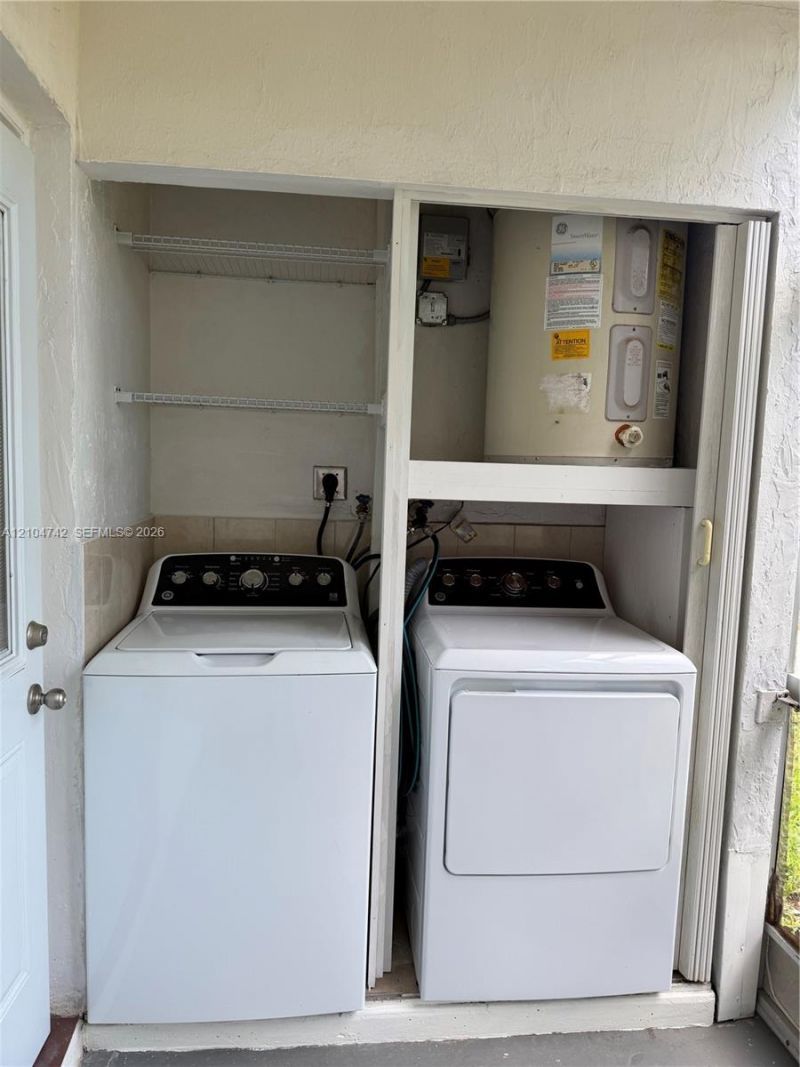 3777 NW 78 Ave , Unit 1A, Davie, FL 33024 Photo