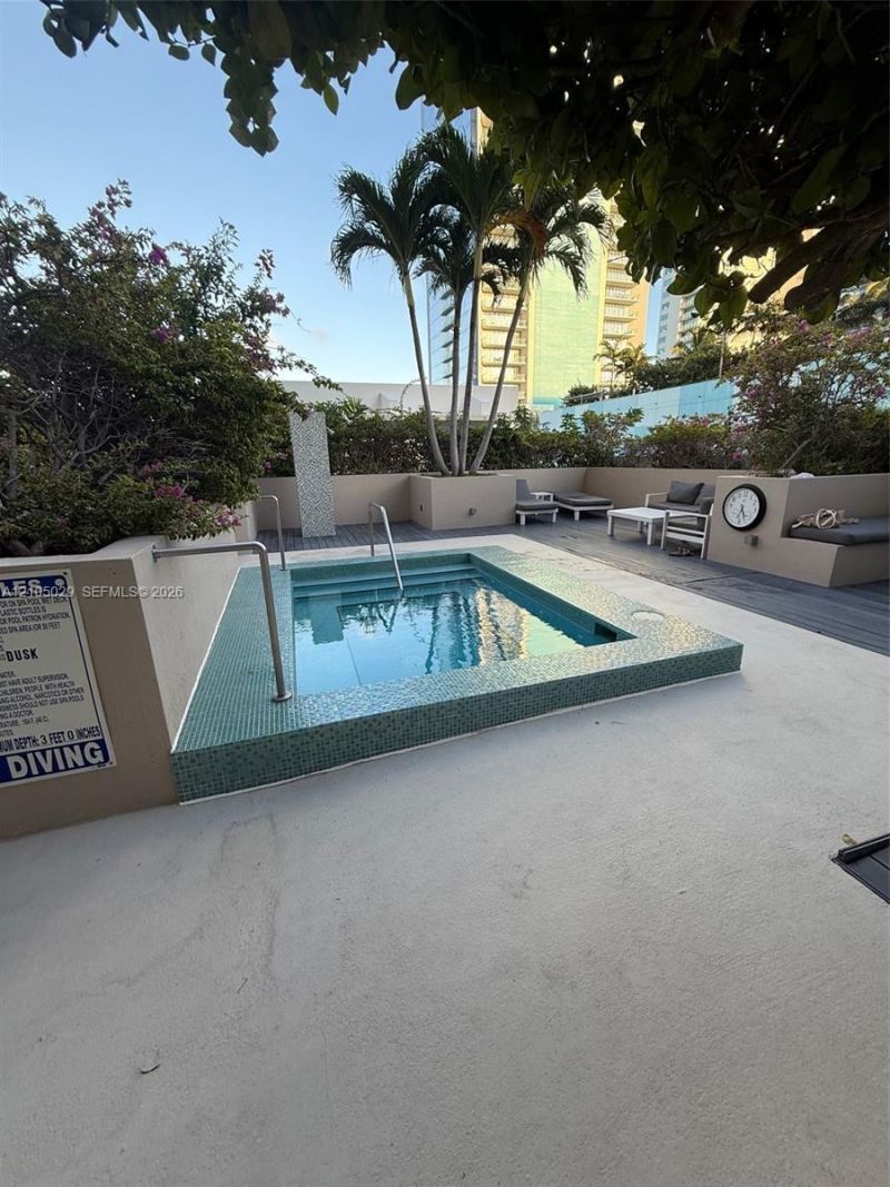 600 NE 27th St, Unit 1203, Miami, FL 33137 Photo
