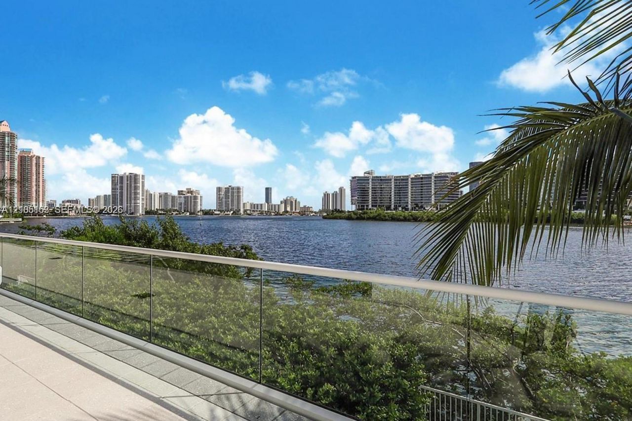 3301 NE 183rd St , Unit 1505, Aventura, FL 33160 Photo