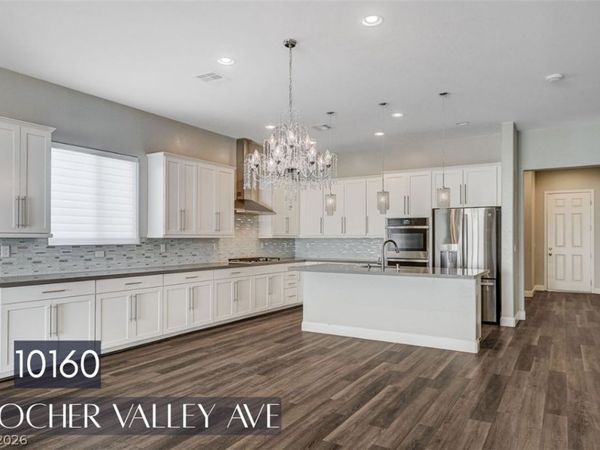 10160 Ocher Valley Avenue , Las Vegas, NV 89178