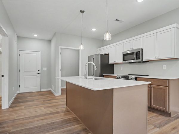 4428 Deer Creek Road , Unit 204, Iowa City, IA 52246