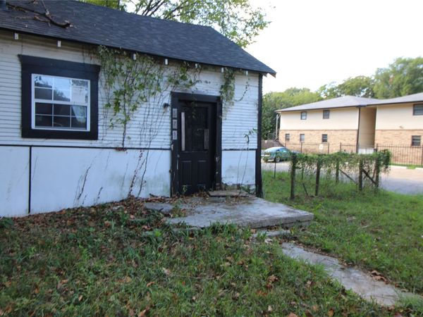 523 W Plum , Durant, OK 74701