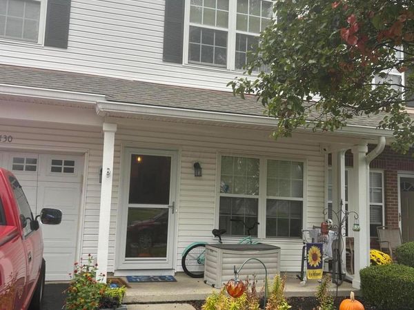 130 Portrait Circle , Pickerington, OH 43147