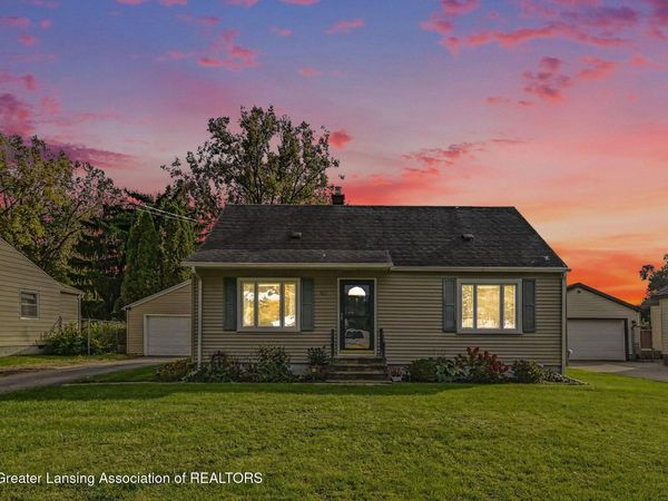 921 Brad Street, Lansing, MI 48911