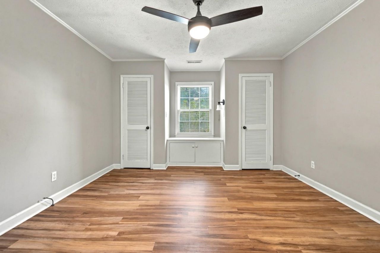 204 12th Ave.  Photo 19