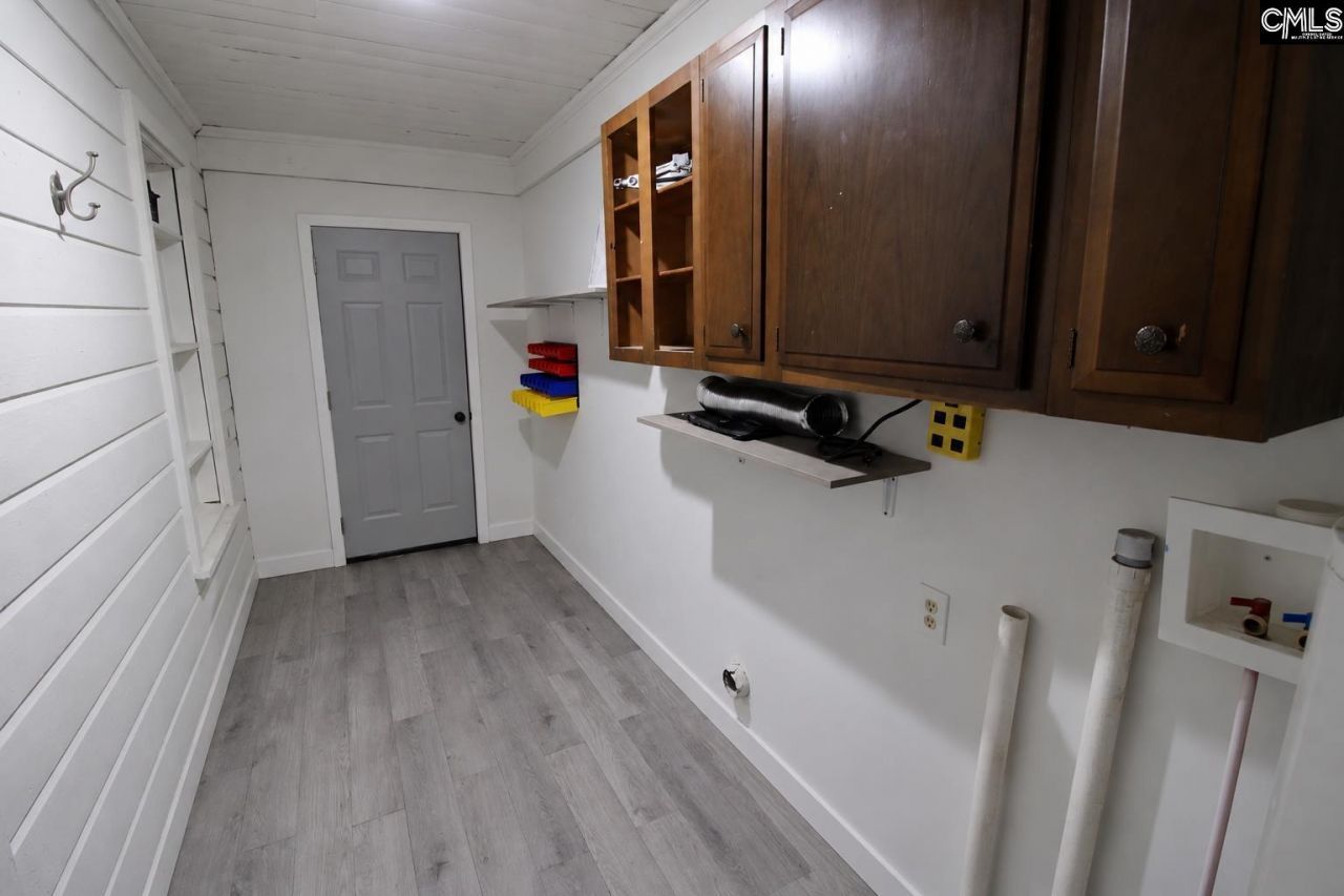 1201 Sycamore Avenue  Photo 9