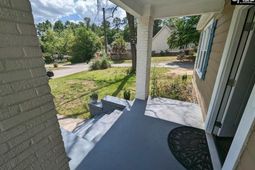 1201 Sycamore Avenue  photo 4