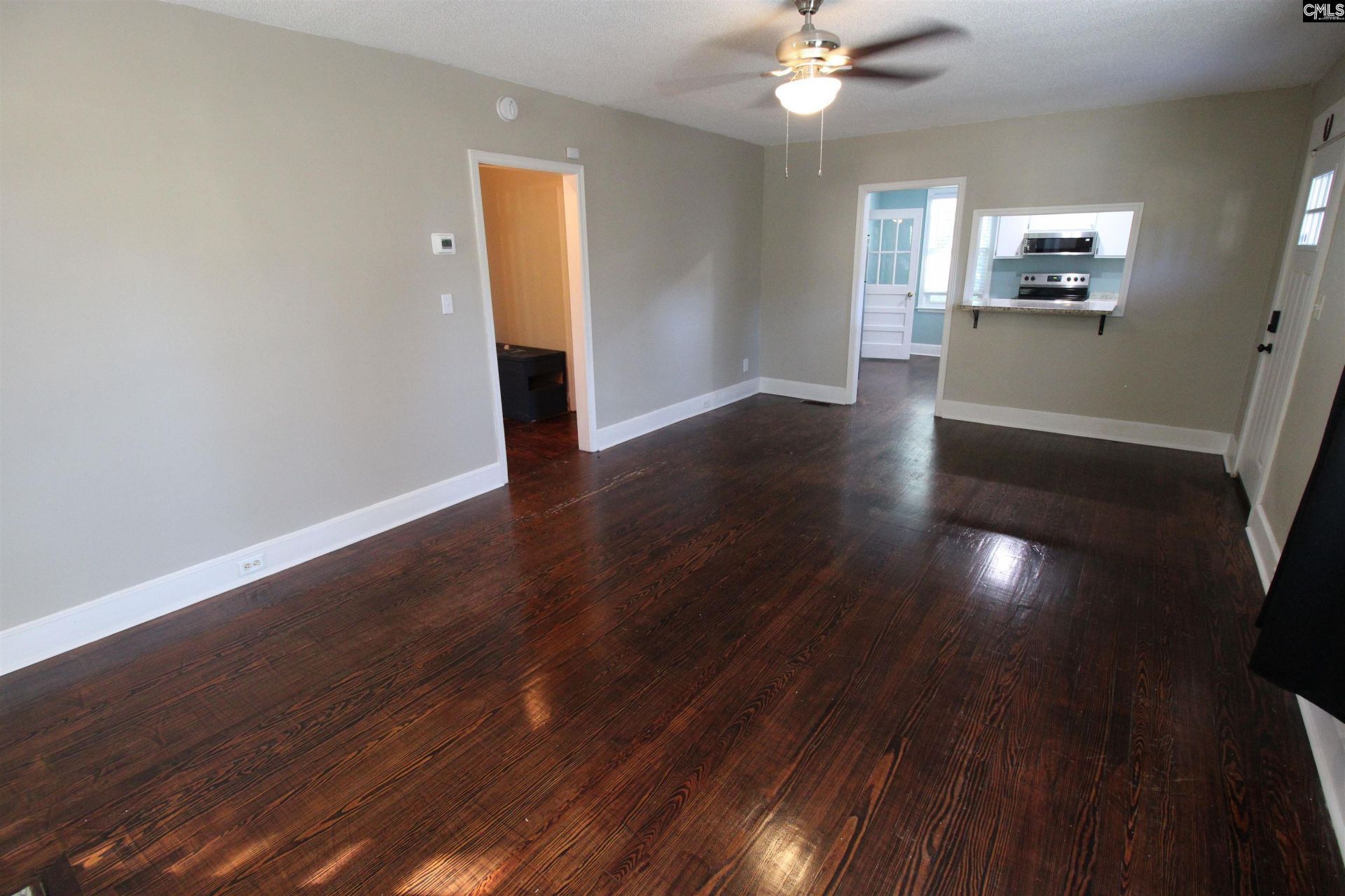 1201 Sycamore Avenue  Photo 5