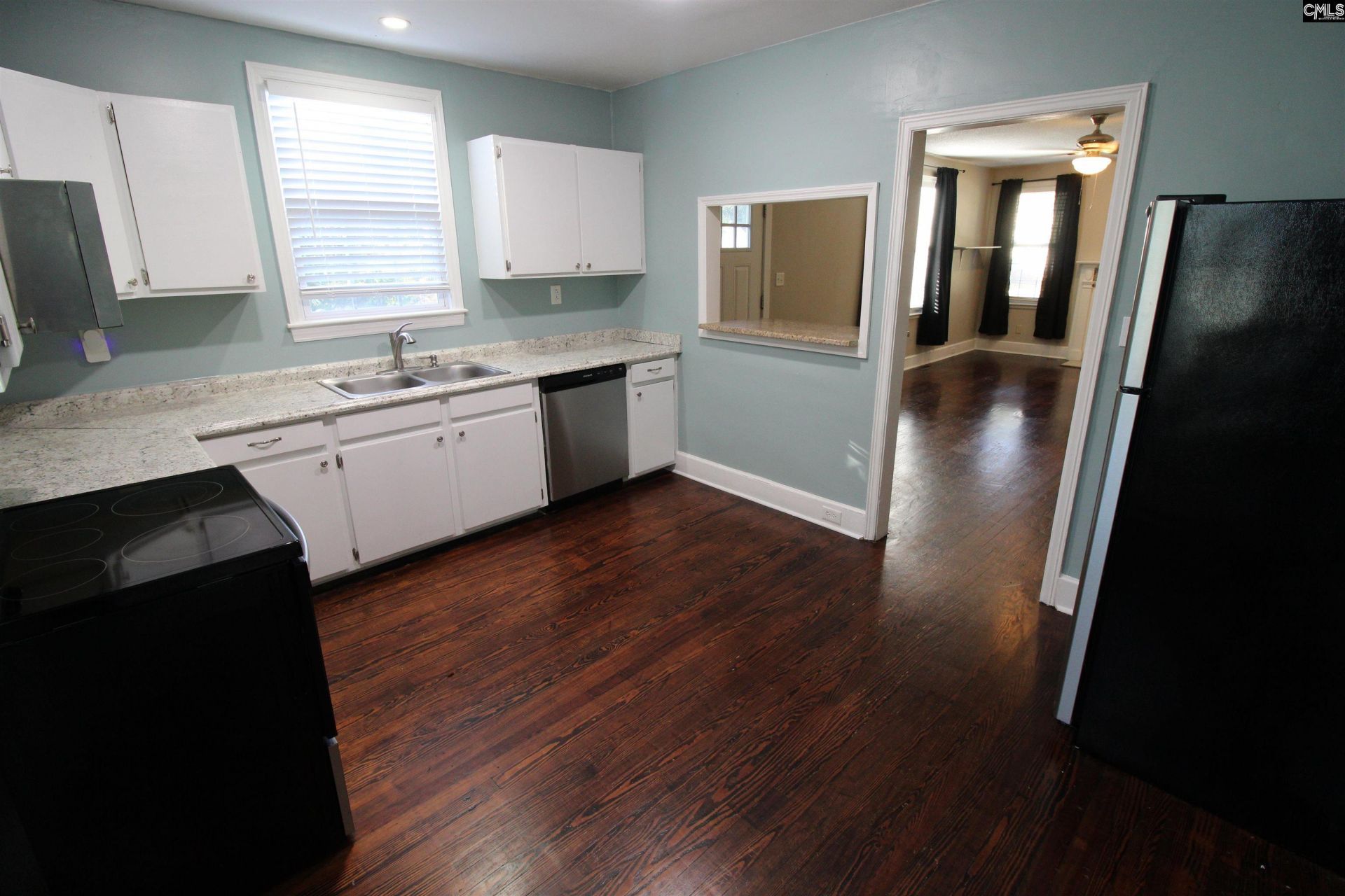 1201 Sycamore Avenue  Photo 8