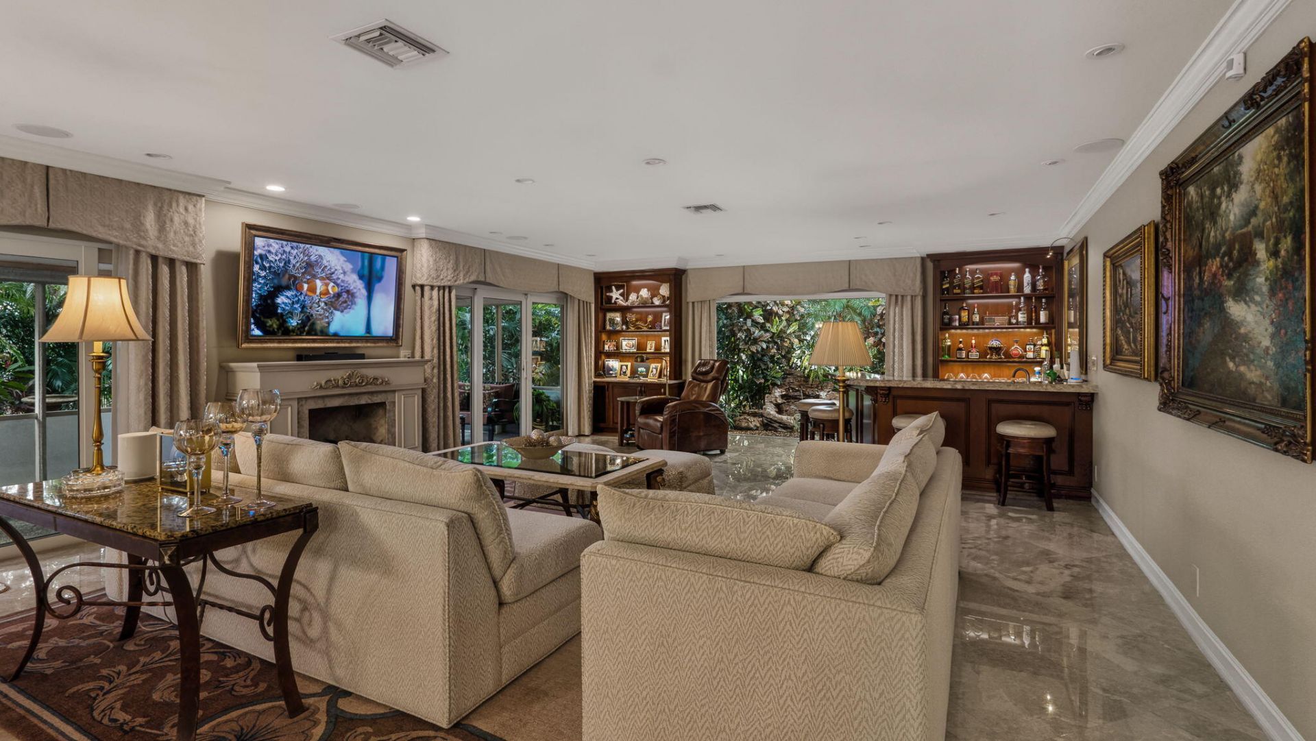3745 Oaks Clubhouse Drive, Unit V-8, Pompano Beach, FL 33069 Photo