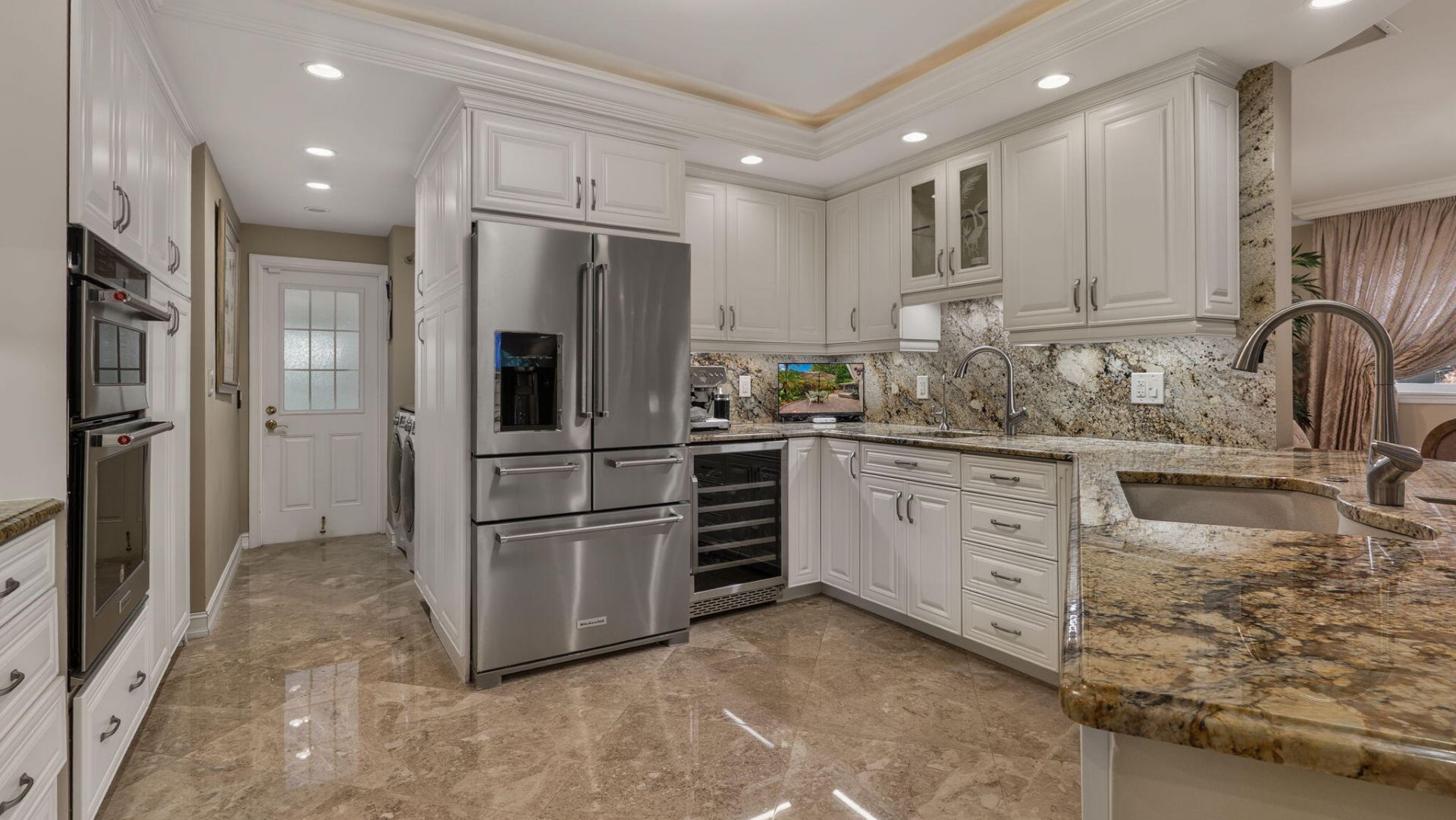 3745 Oaks Clubhouse Drive, Unit V-8, Pompano Beach, FL 33069 Photo