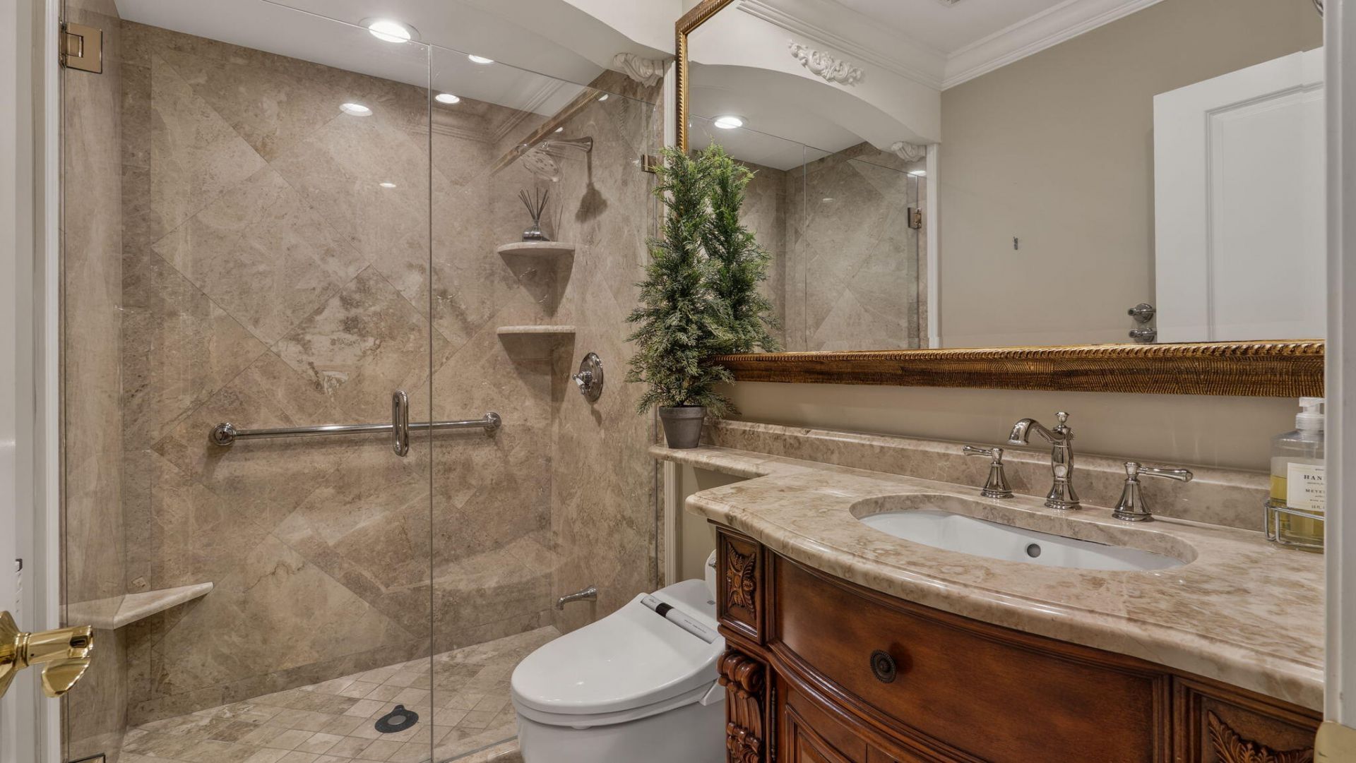 3745 Oaks Clubhouse Drive, Unit V-8, Pompano Beach, FL 33069 Photo