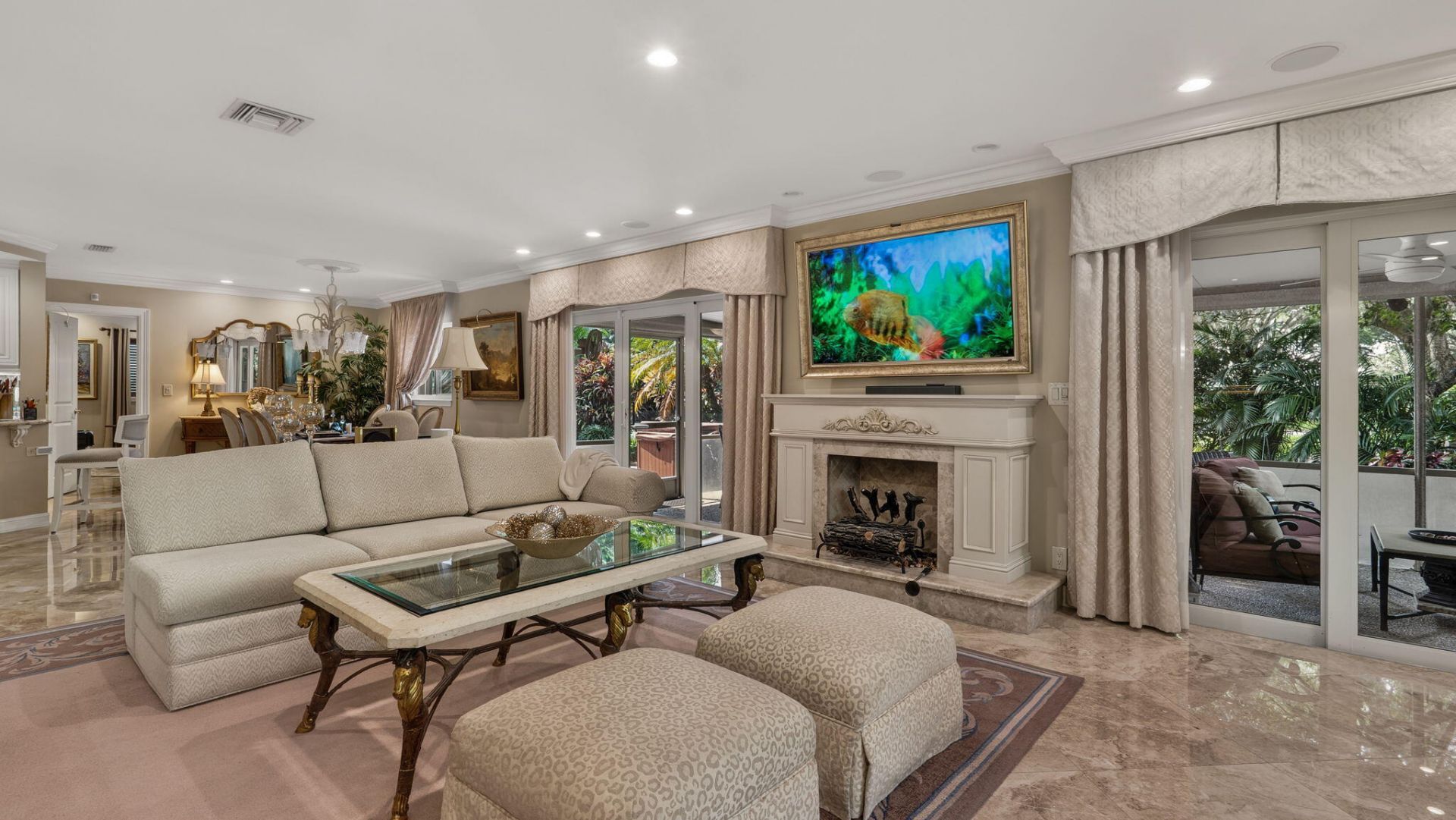 3745 Oaks Clubhouse Drive, Unit V-8, Pompano Beach, FL 33069 Photo