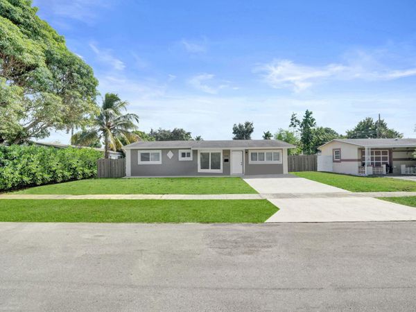6230 NW 18TH Court, Sunrise, FL 33313
