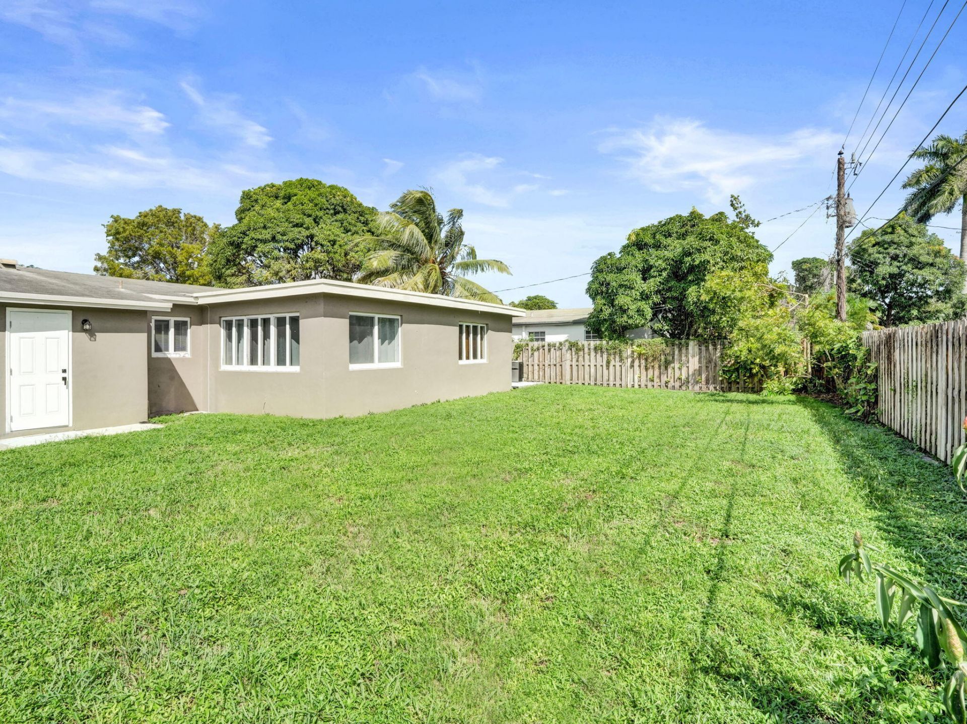 6230 NW 18th Court, Sunrise, FL 33313 Photo