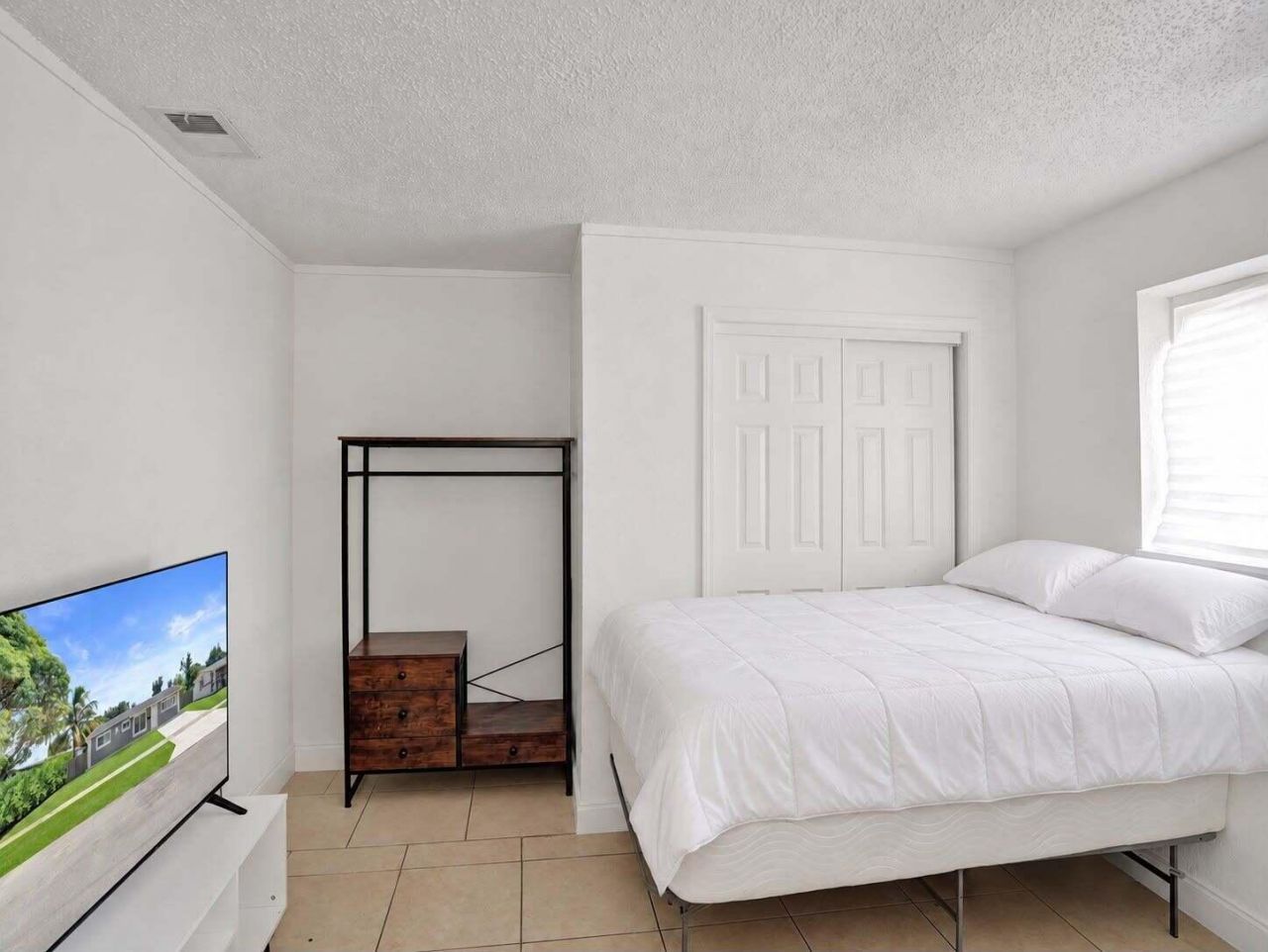 6230 NW 18th Court, Sunrise, FL 33313 Photo