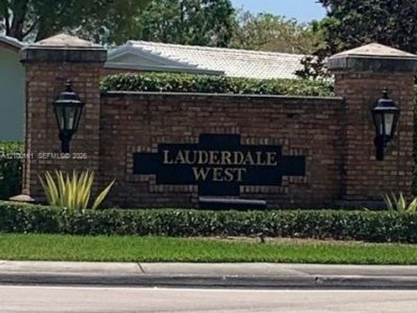 8566 NW 12th St , Unit D172, Plantation, FL 33322