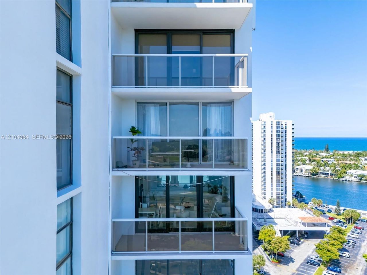 3731 N Country Club Dr , Unit 2023, Aventura, FL 33180 Photo