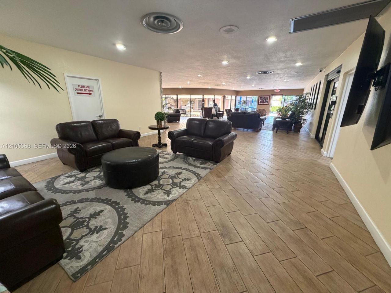 9350 Sunrise Lakes Blvd , Unit 201, Sunrise, FL 33322 Photo