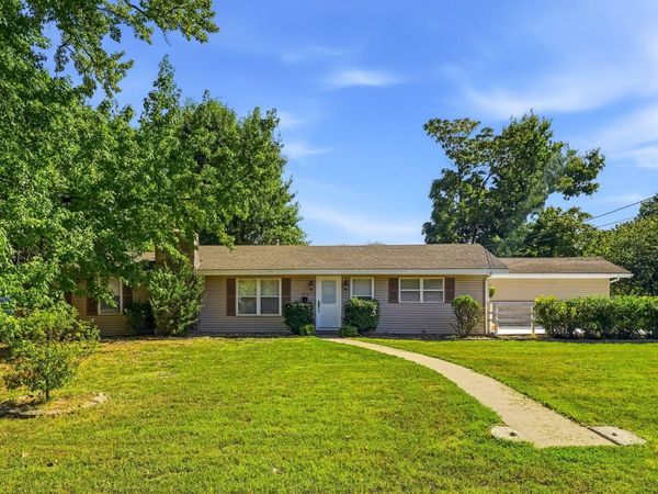 442 S Prince Lane, Springfield, MO 65802