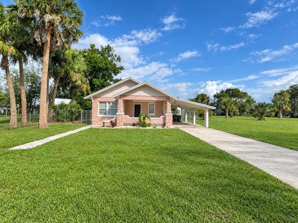 494 BRAINARD AVENUE , UMATILLA, FL 32784