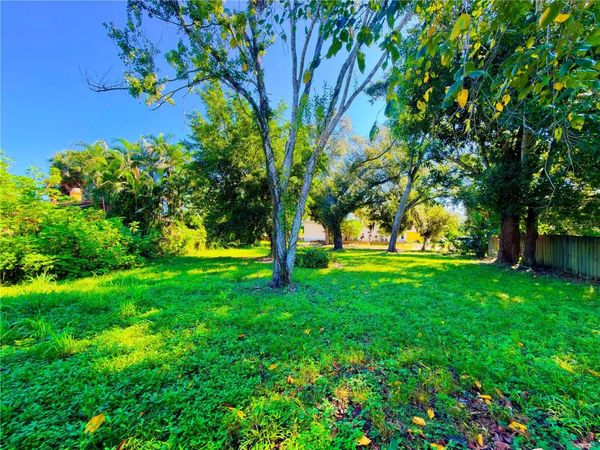 2423 HICKORY AVENUE , SARASOTA, FL 34234